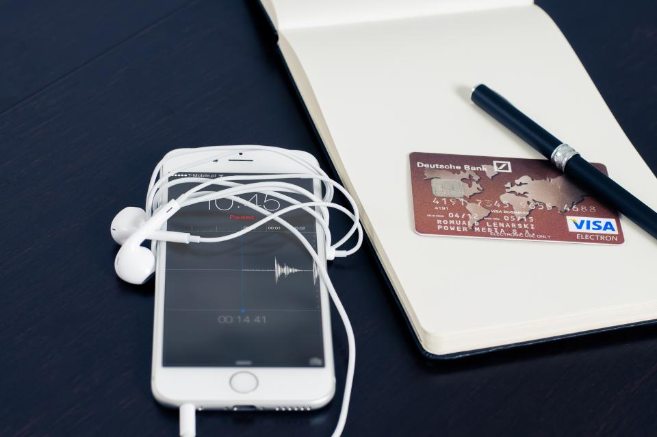 Interstate Associates Discusses The Golden Rules to Traveling While You’re in Debt
